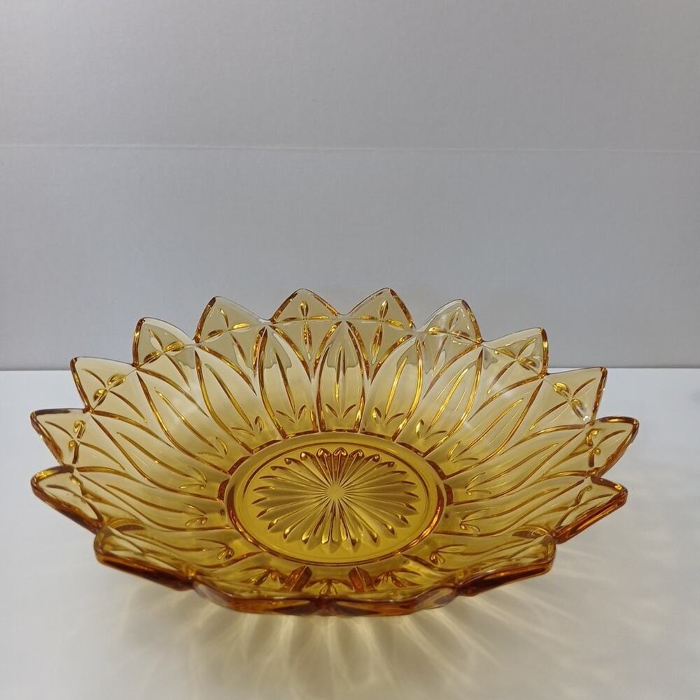 Vintage Federal Glass Flower Sunflower Petal Bowl Large Yellow Amber - Picture 10 of 16
